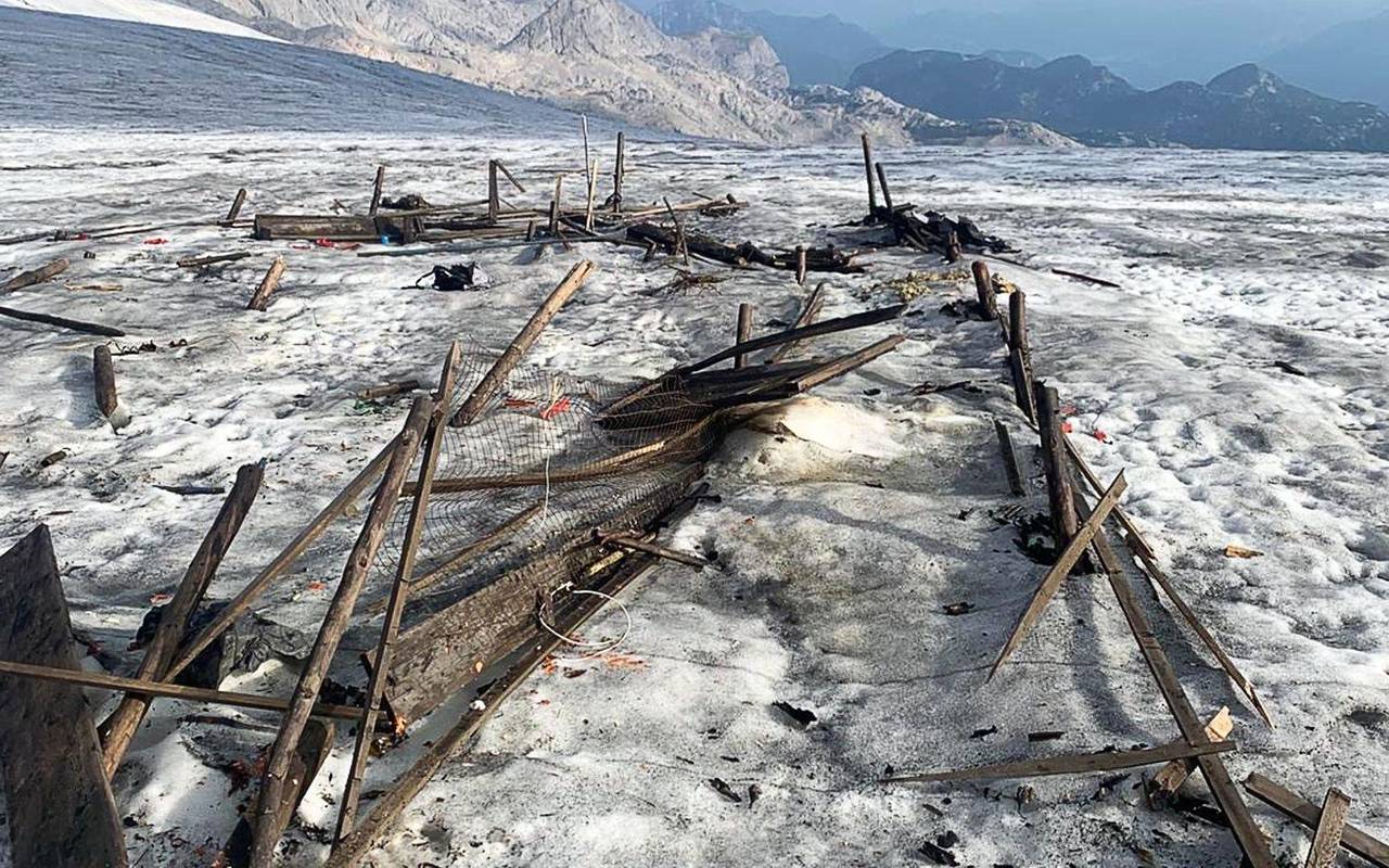 Gletscherschmelze: Alter Skilift taucht nach 50 Jahren auf