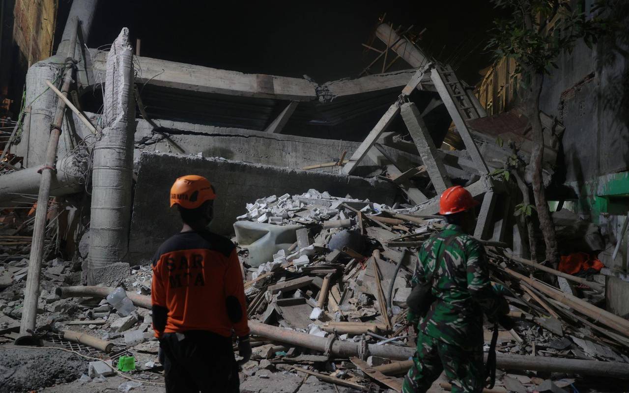 Internat in Indonesien eingestürzt