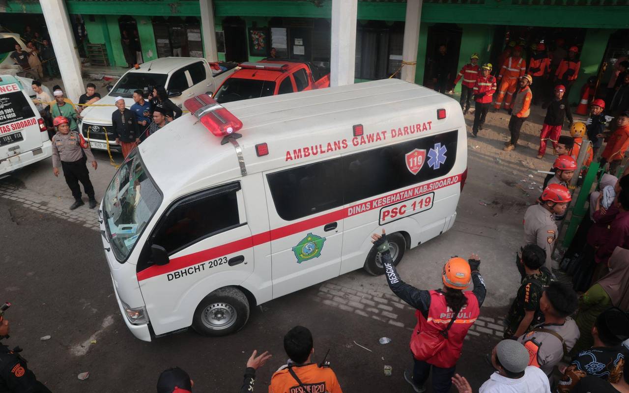 Internat in Indonesien eingestürzt