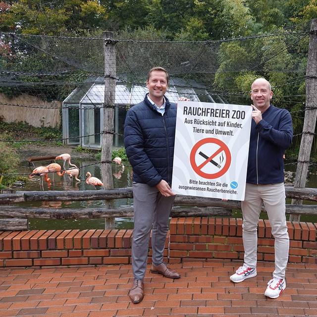 Hinweisschild Raucherbereiche Zoo Osnabrück
