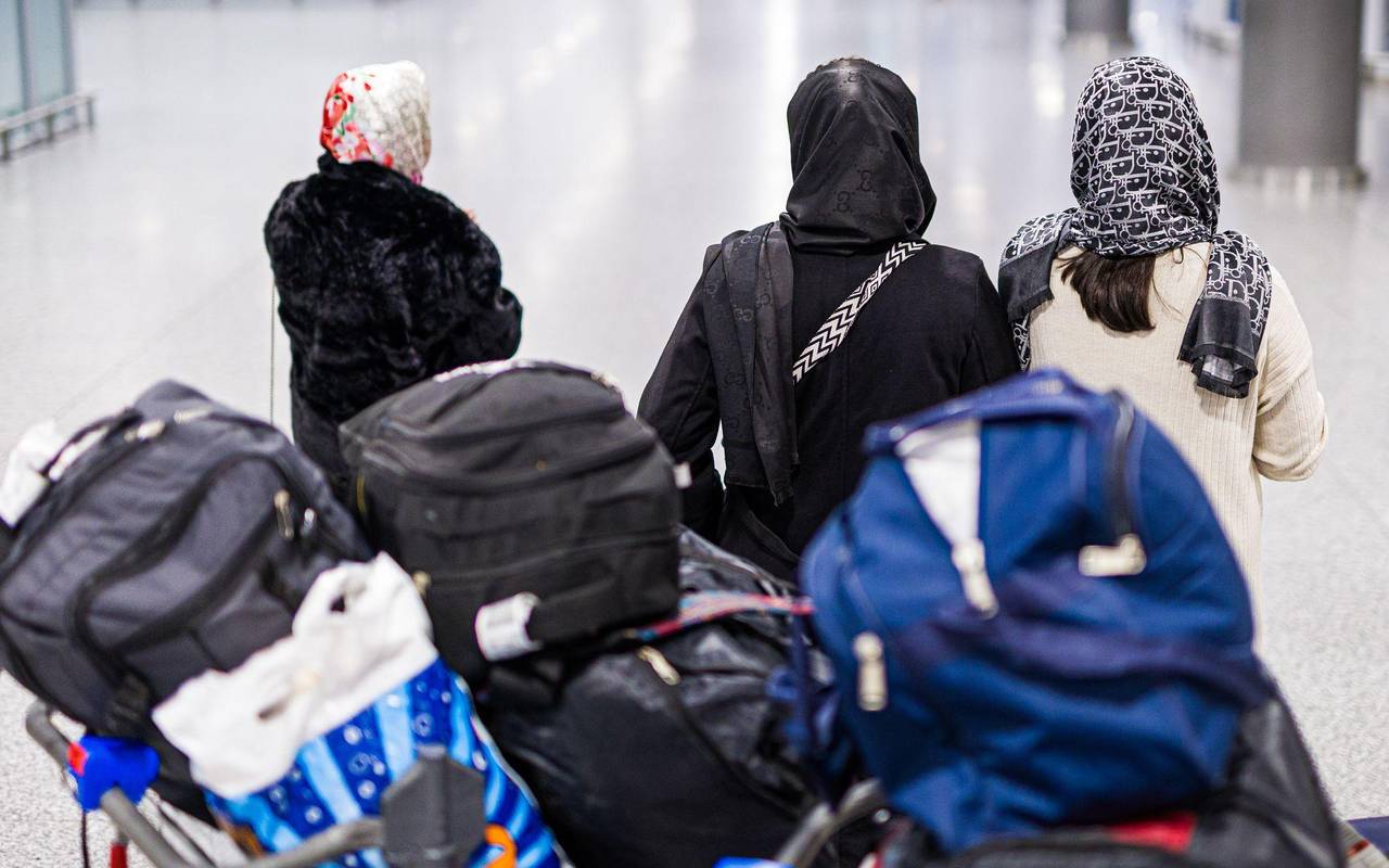 Flughafen Hannover - Ankunft Afghanen mit Aufnahmezusage