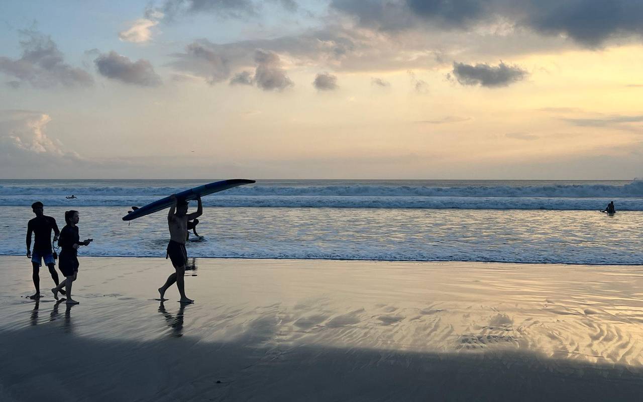 Surfer auf Bali