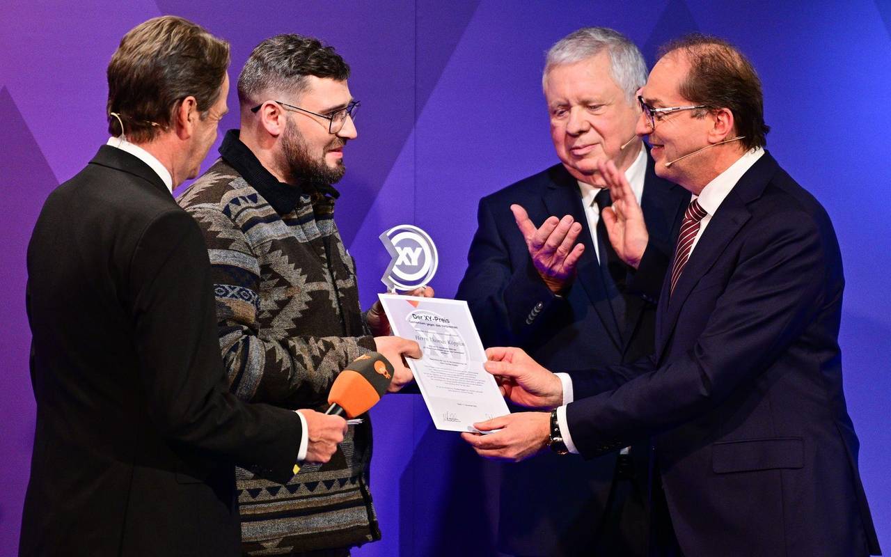 Verleihung des XY-Preises für Zivilcourage