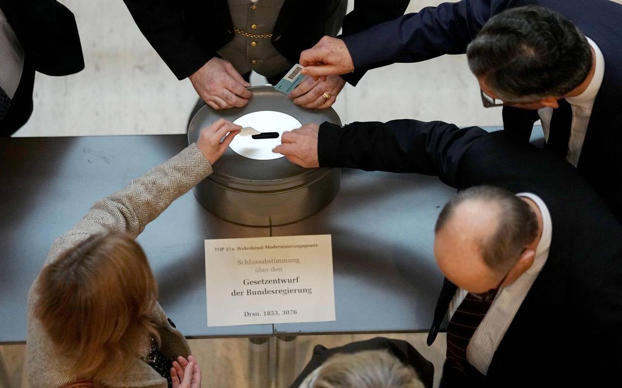 Bundestag - Wehrdienstgesetz