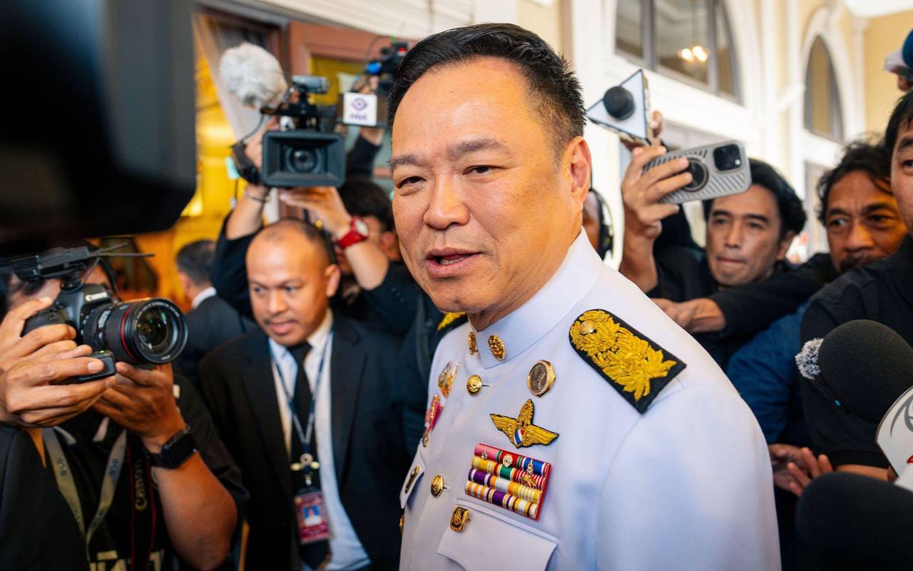 Thailands Ministerpräsident Charnvirakul