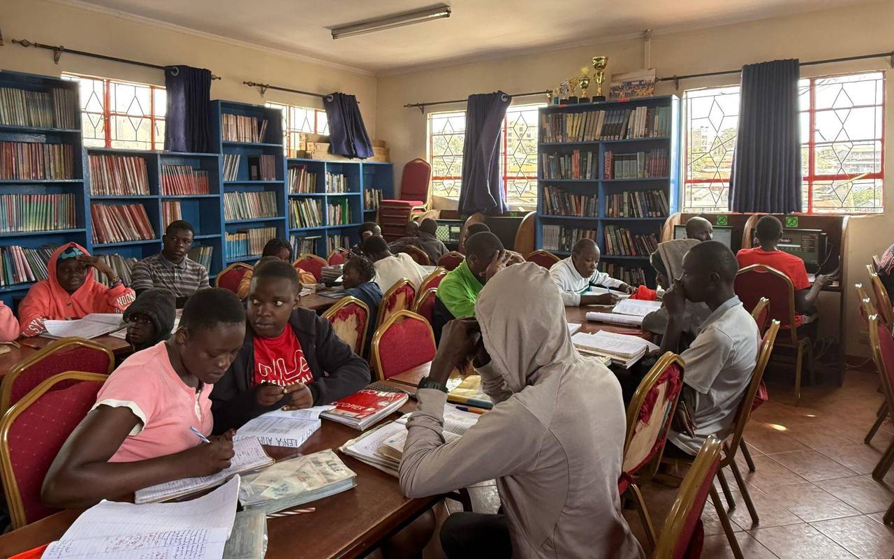 Slum Kibera - Bücherei als sicherer Lernort