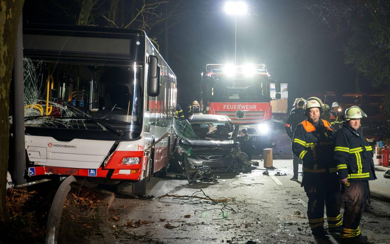 Flucht vor Polizei endet mit Verletzten in Hamburg