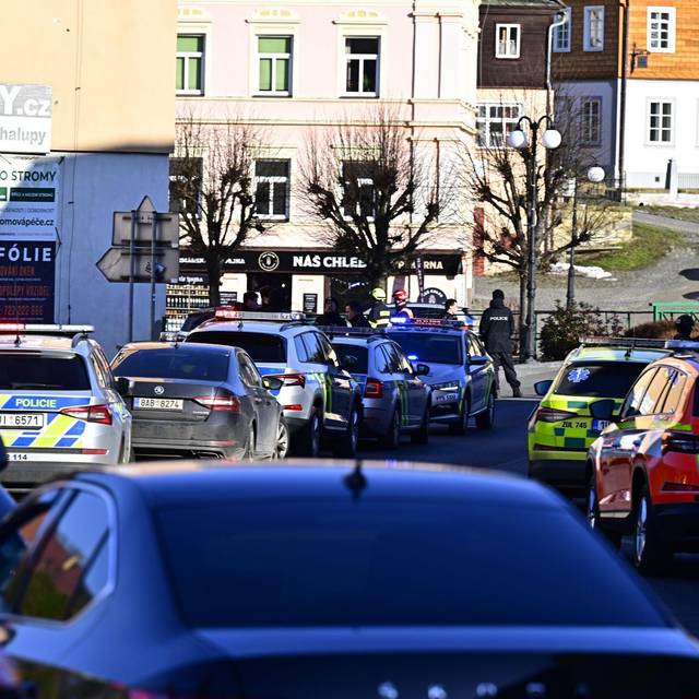 Schüsse in Rathaus in Tschechien - Zwei Tote