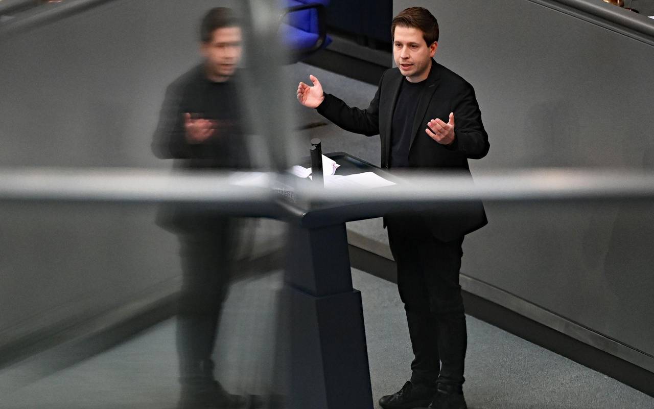 Kühnert für kleine Altersbezüge für Abgeordnete