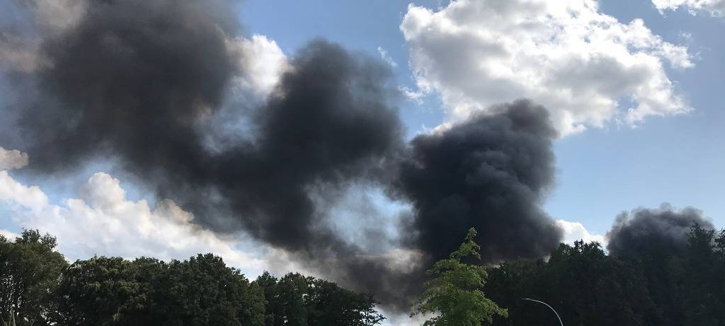 Feuerwehr warnt vor Rauchgasen in Emsdetten und den Nachbarorten
