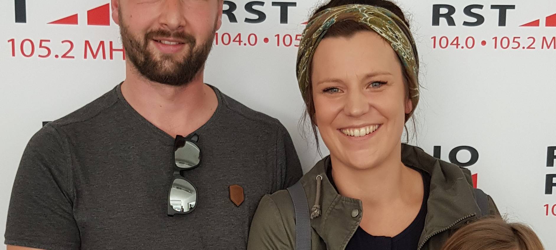 Spielplatz von Raupen befallen