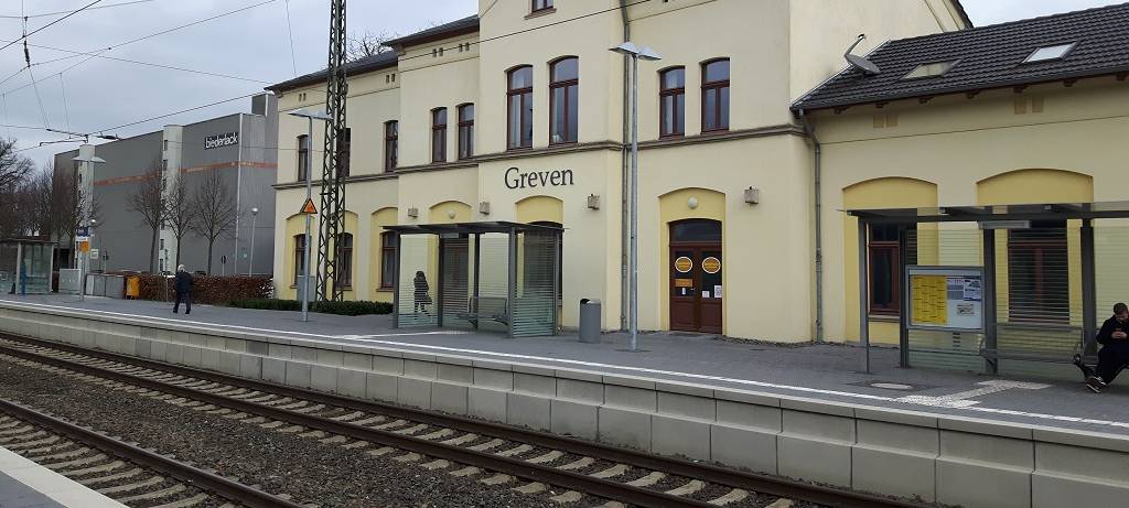 Anklage nach Flaschenwurf aus Partyzug