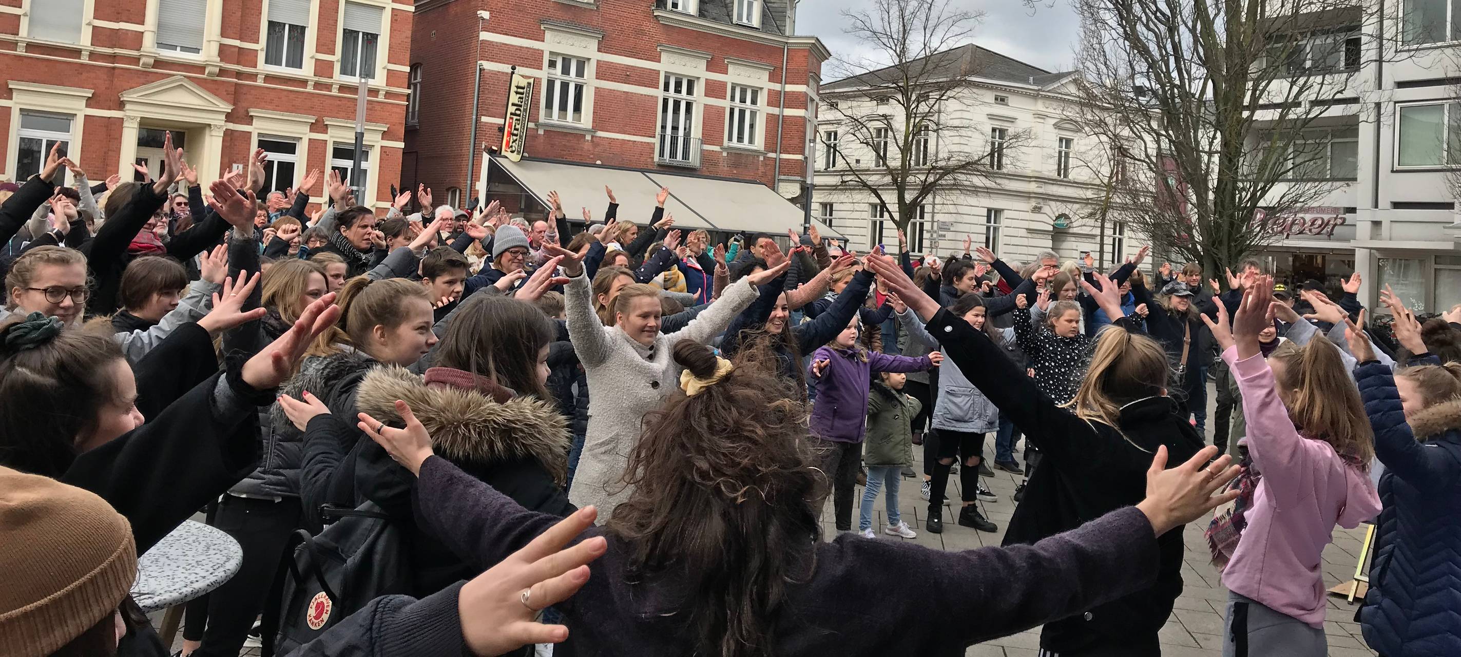 One Billion Rising - Flashmobs in der Region