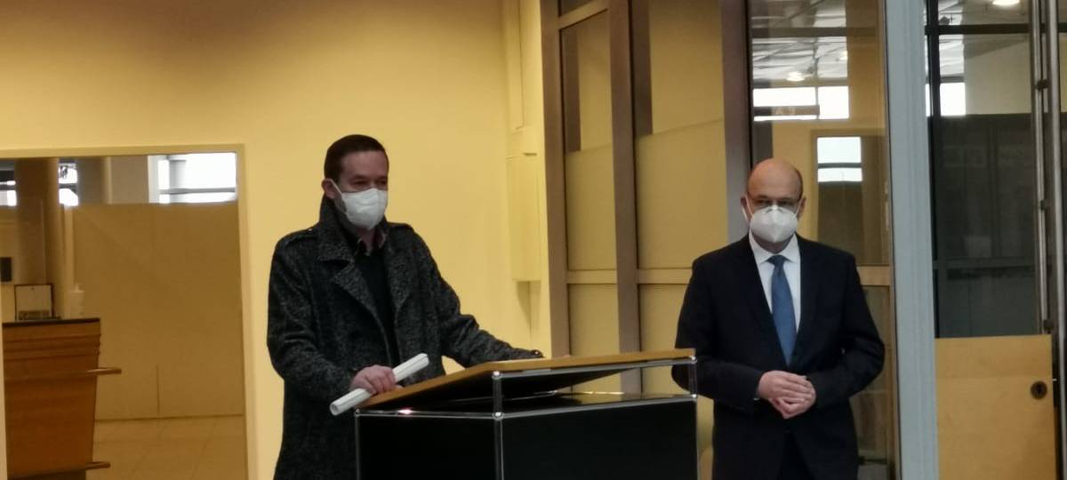 Impfzentrum am Flughafen eröffnet