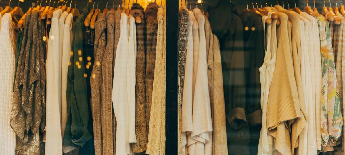 Klamottenberge - die Textilbranche in der Krise