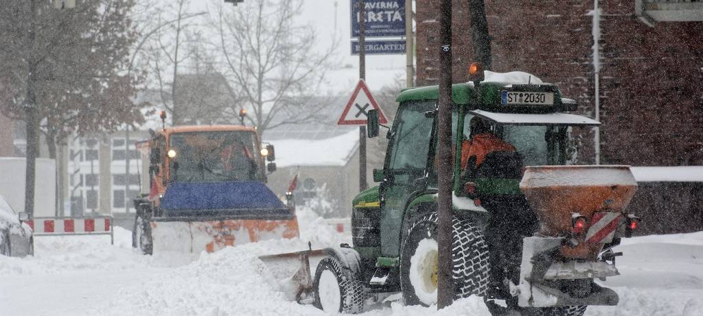 Wintereinbruch hat weiter Einfluss auf den Verkehr