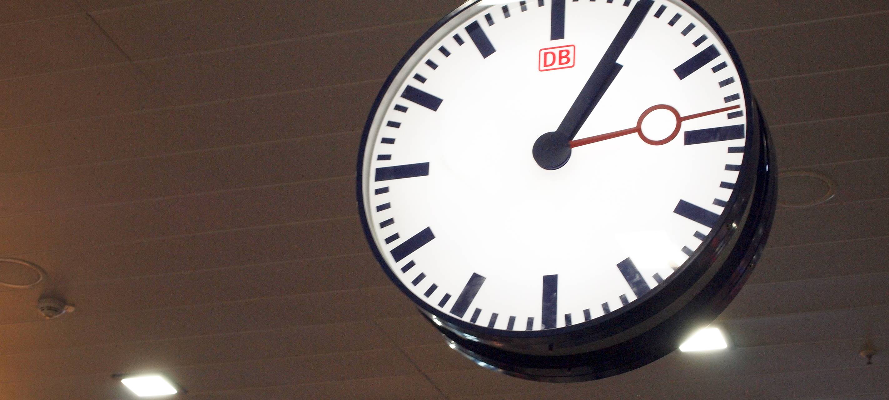 Nachtbusse fahren nach Winterzeit