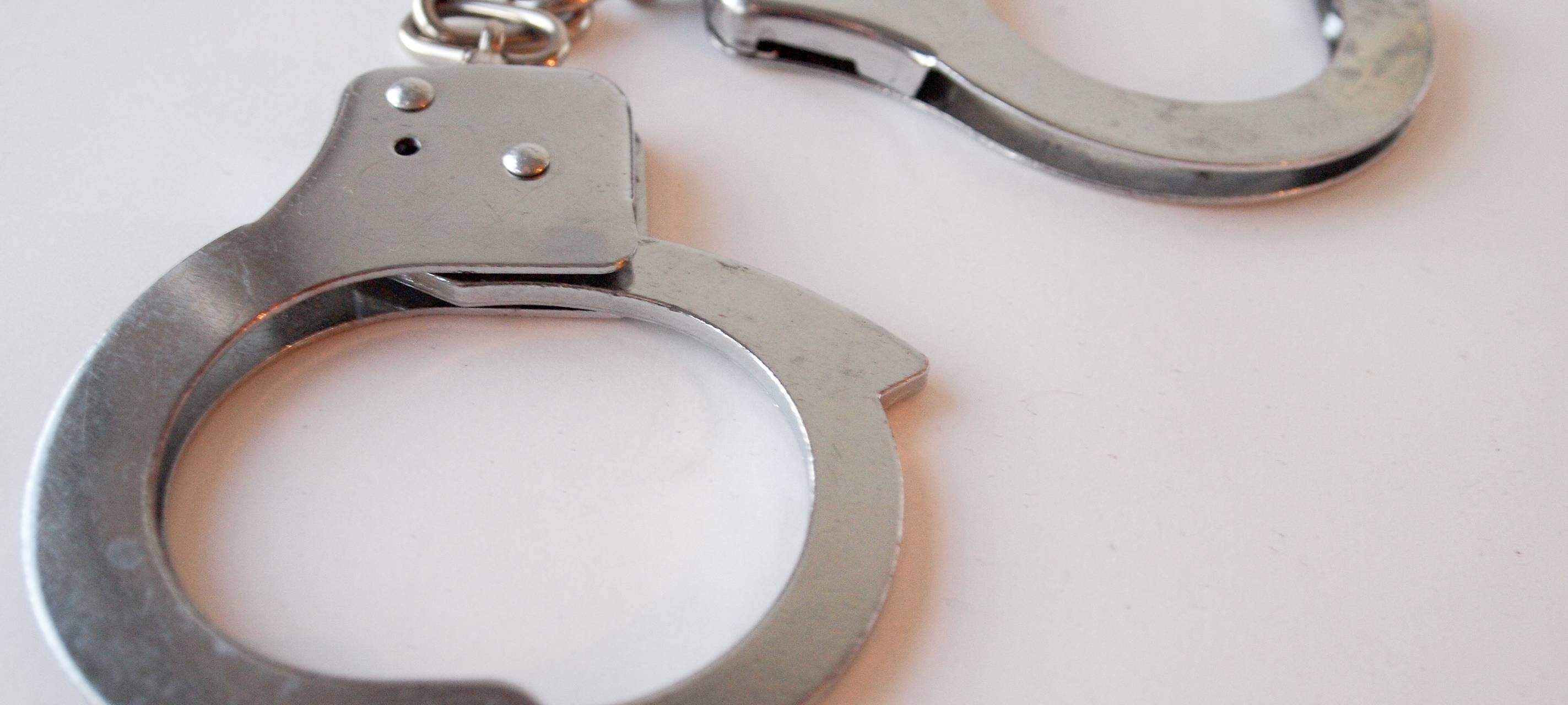 Falsche Polizisten: Hafbefehl gegen Mann aus Rheine