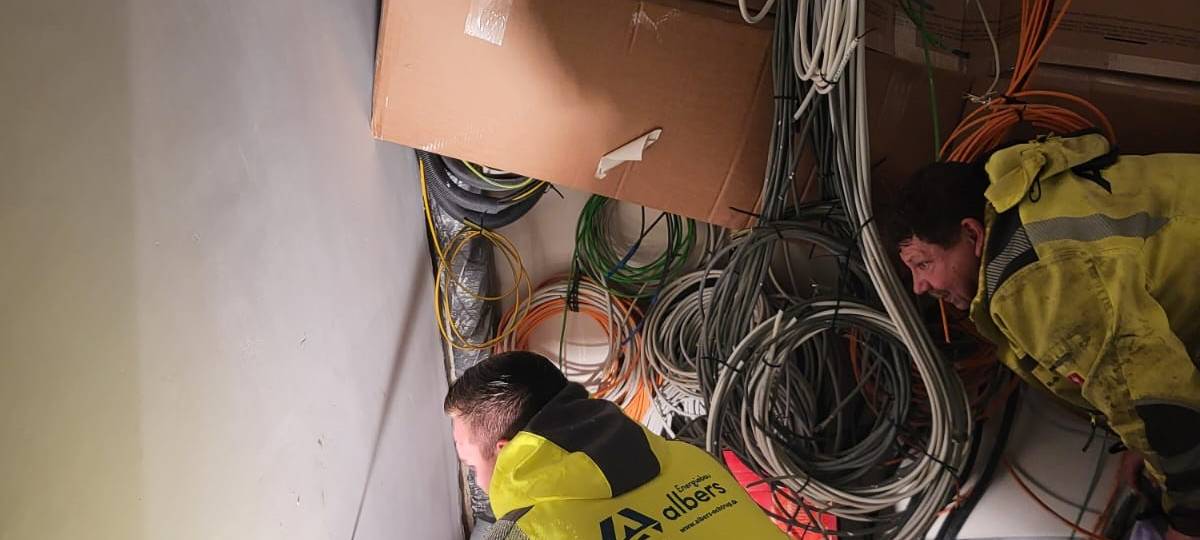 Till tut's: Rohrleitungsbauer