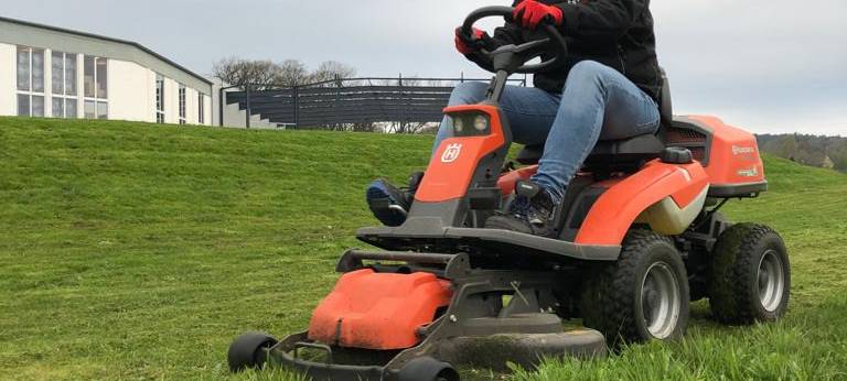 Till tut's: Landschaftsgärtner