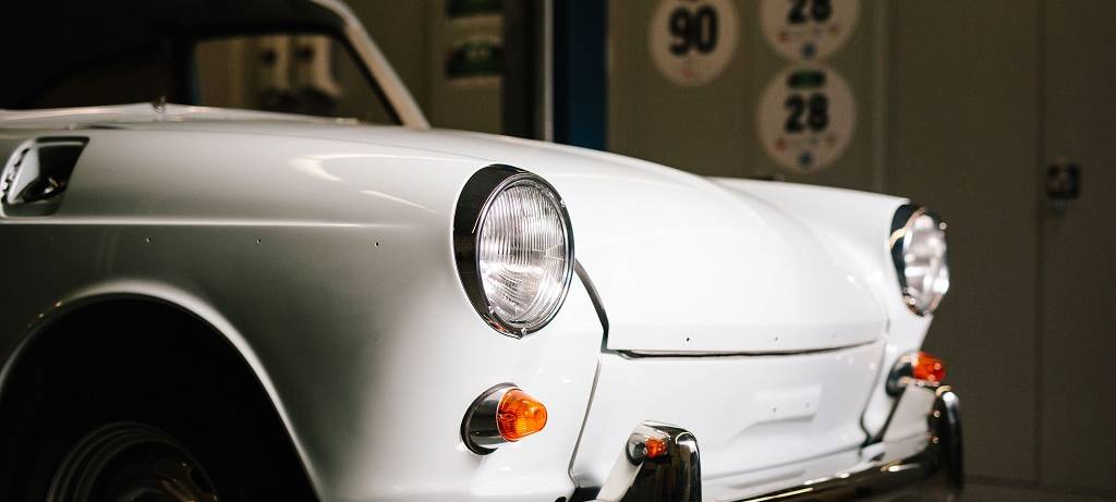 Azubis restaurieren VW Typ 3 aus dem Jahr 1968