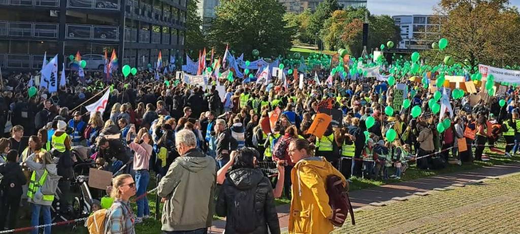 Kita-Kundgebung in Düsseldorf