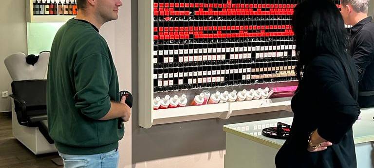 Till tut's und Tanja tut's: Friseur