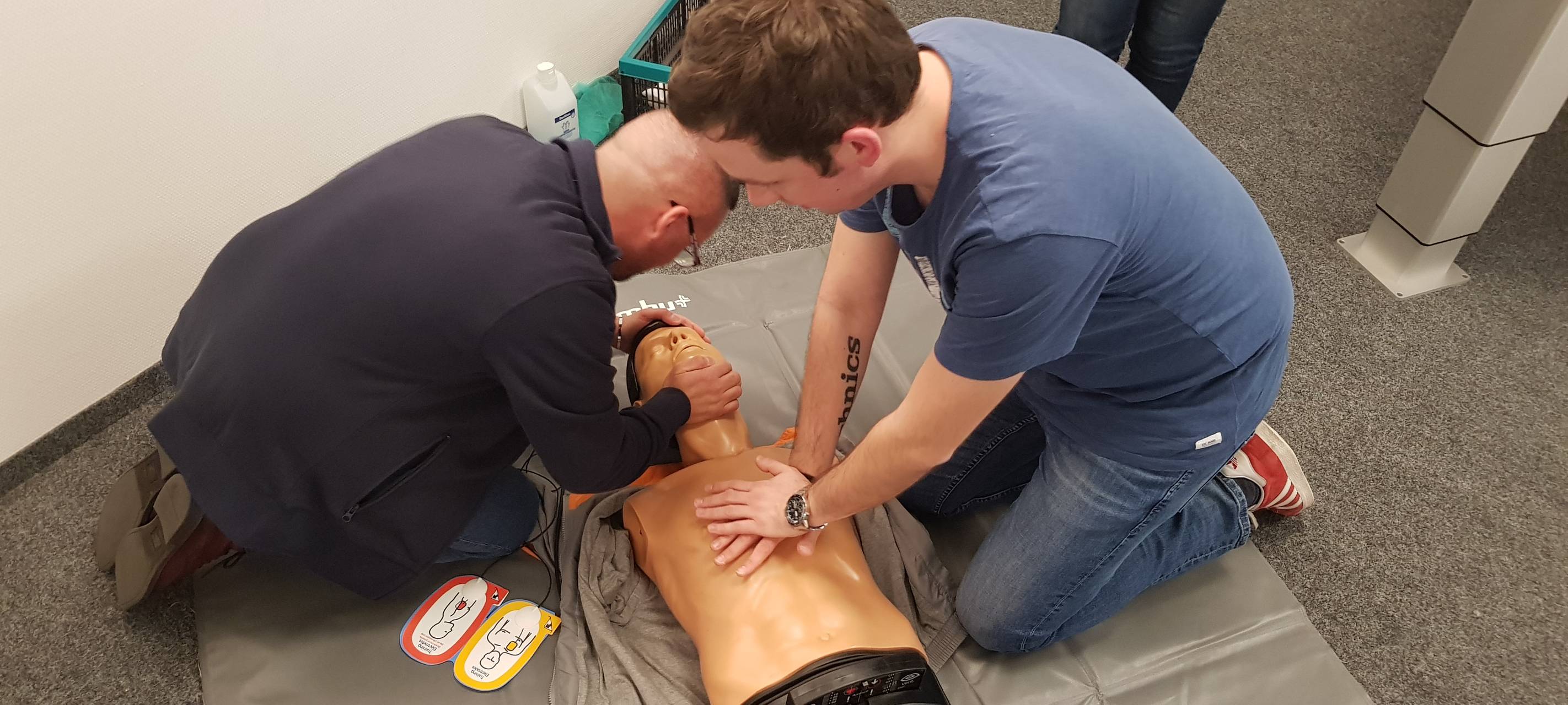 Erste Hilfe live bei RADIO RST