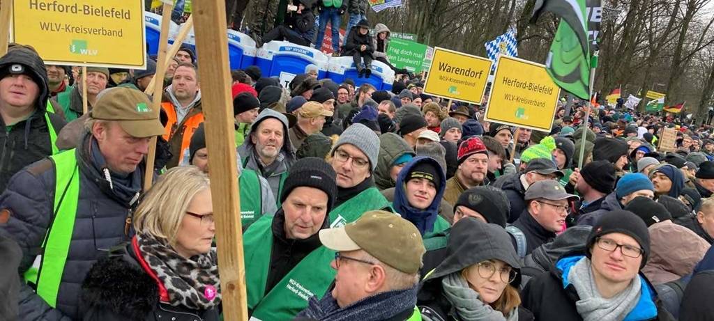 Zur Demo nach Berlin