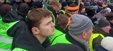 Zur Demo nach Berlin