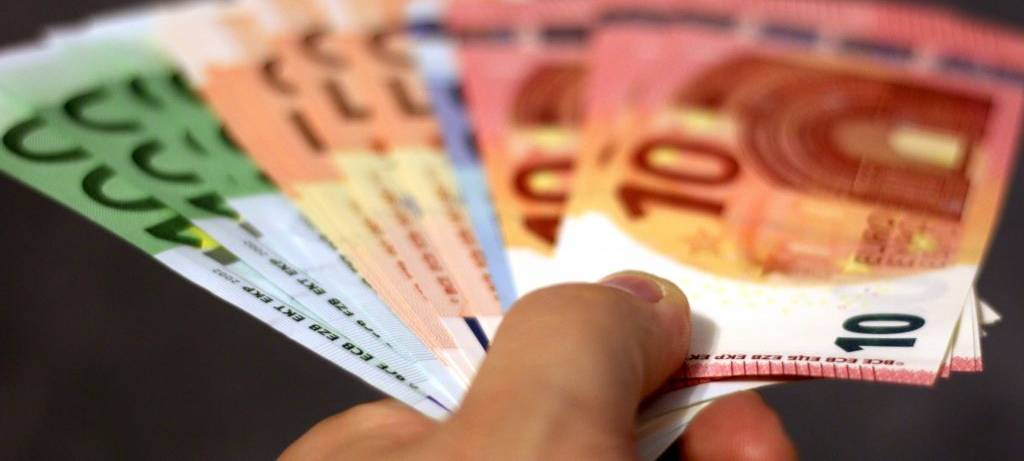 Weniger Tarifgehälter in der Region