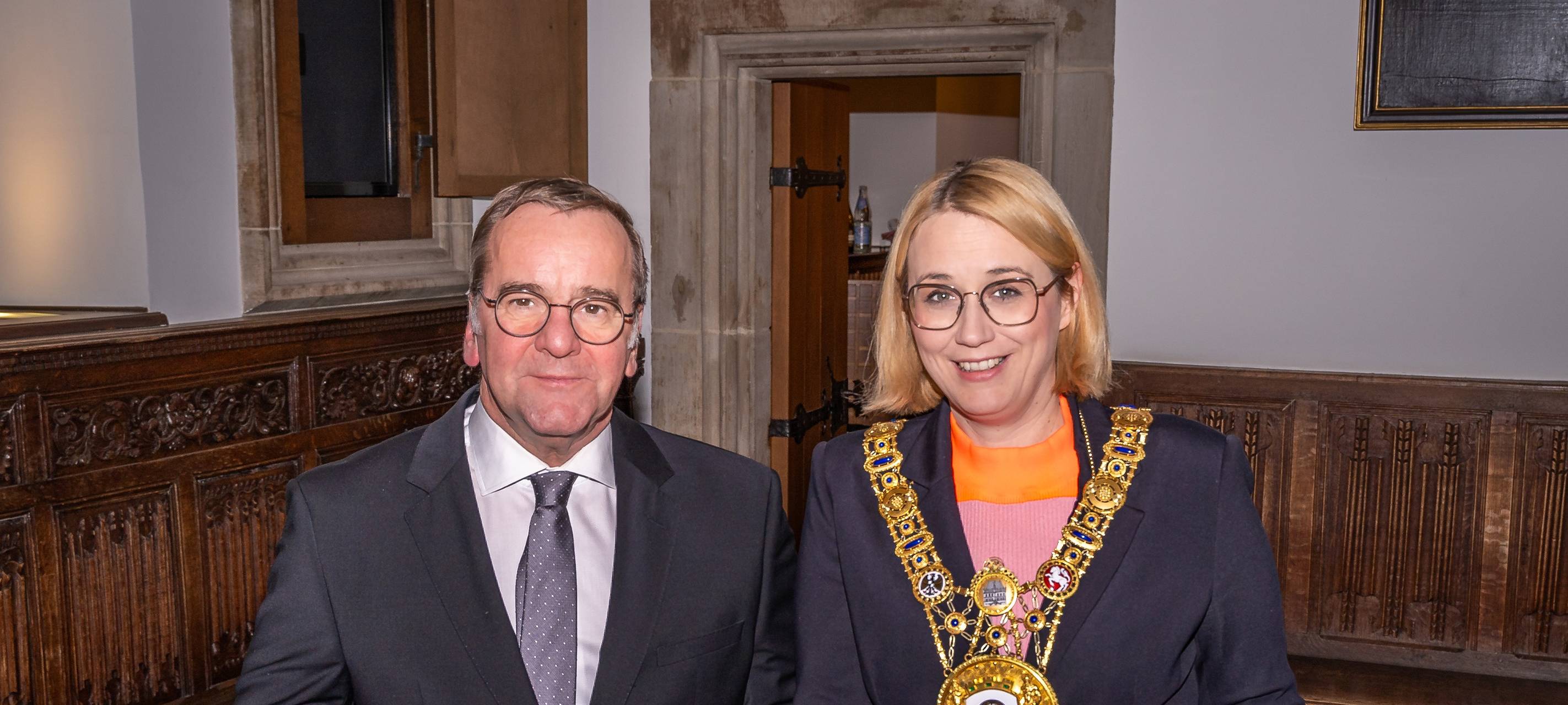 Verteidigungsminister Pistorius erhält höchste Auszeichnung der Stadt Osnabrück