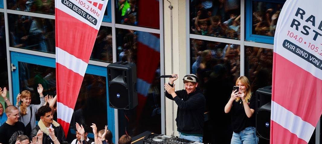 RADIO RST Schulhof Festival