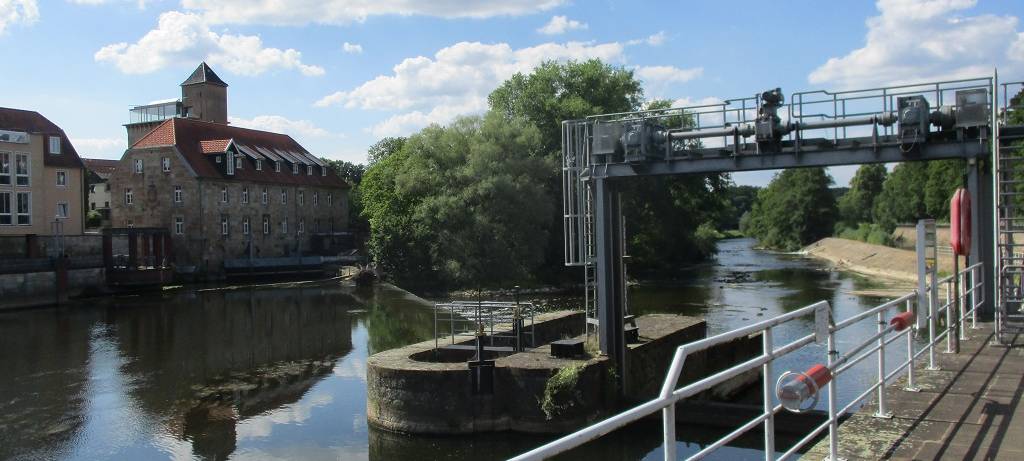 Untersuchung des Emswehrs in Rheine