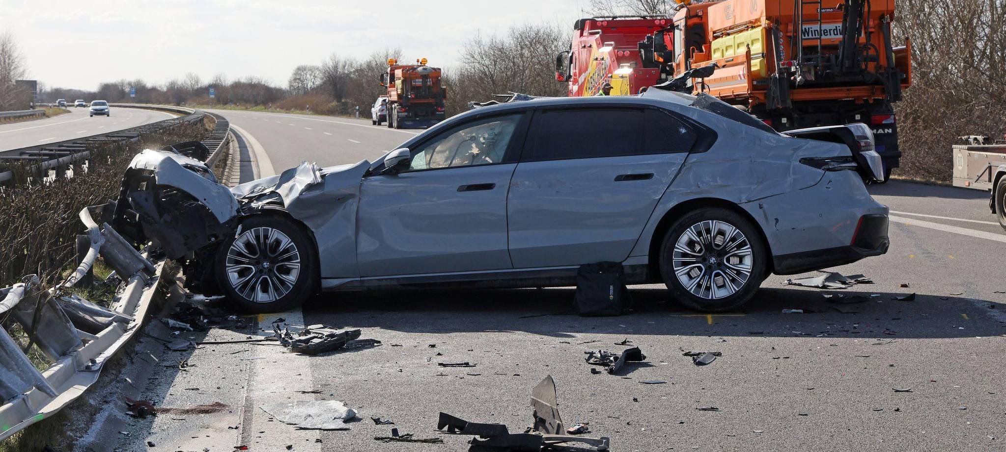 Wirtschaftsminister von MV bei Autounfall verletzt