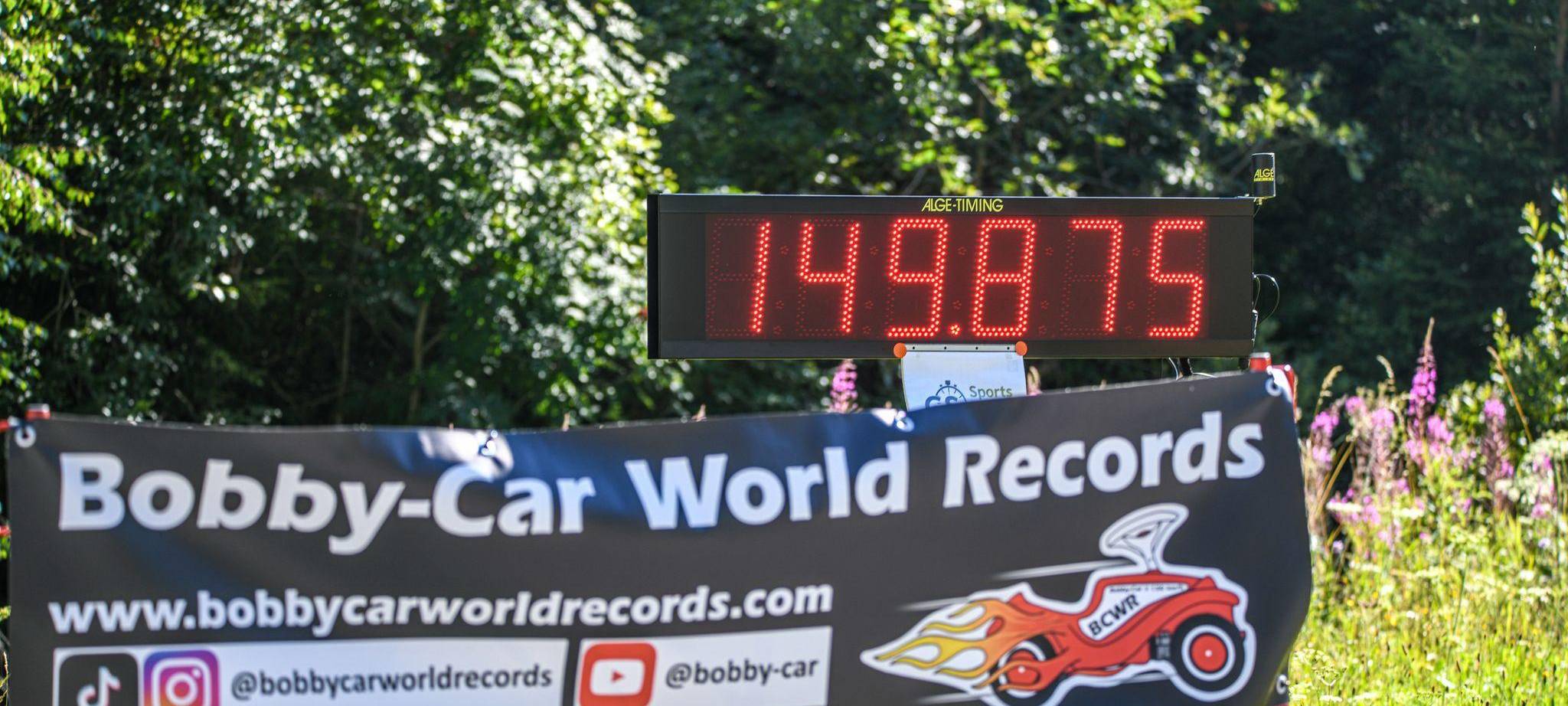 Tempo-Rekord mit Bobby-Car