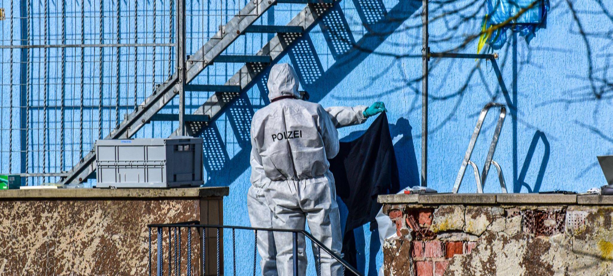 Frau stirbt nach Schüssen