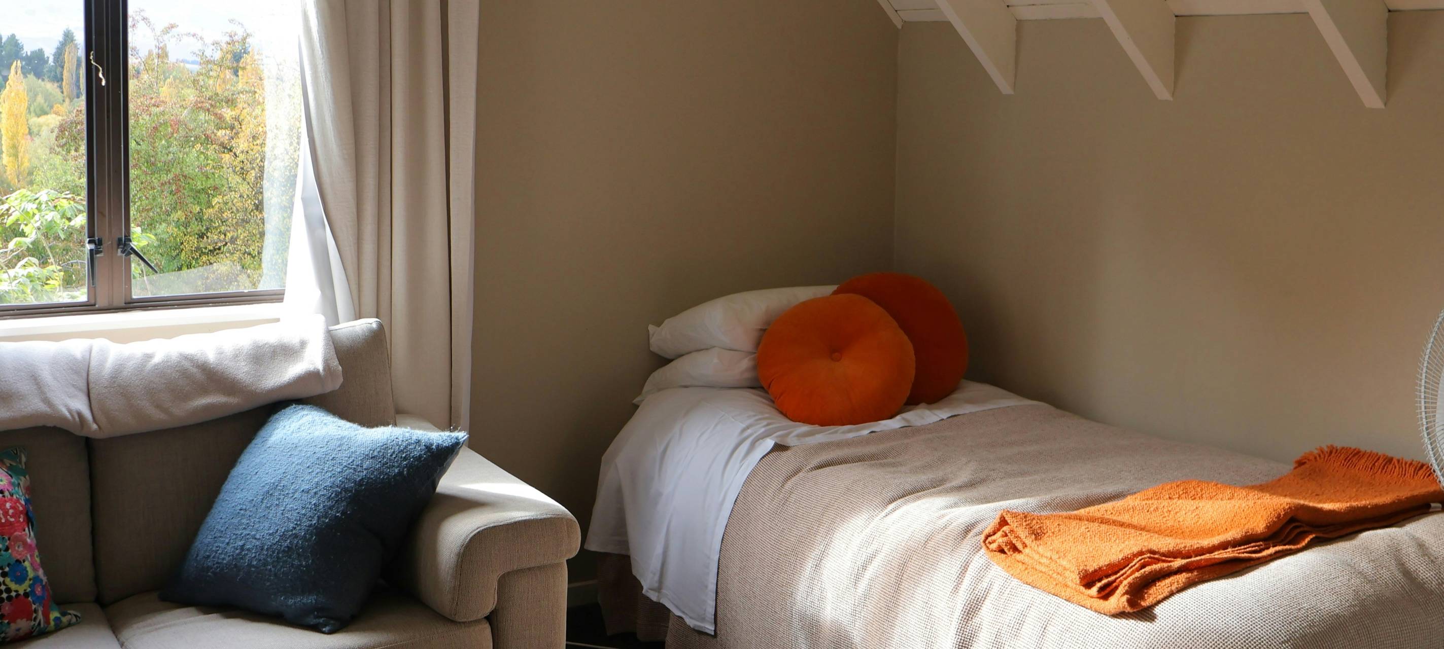 Ein kleines Schlafzimmer